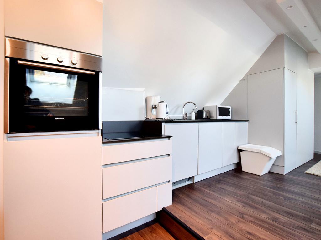 Modern And Cozy Studio In A Former Coach House Robertville Eksteriør bilde